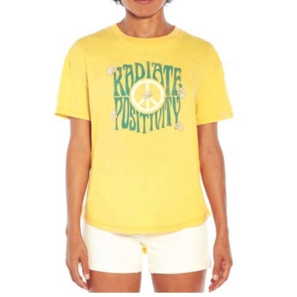 π Wildfox | Radiate Positivity floral Peace sign graphic tee NWT - Picture 1 of 11